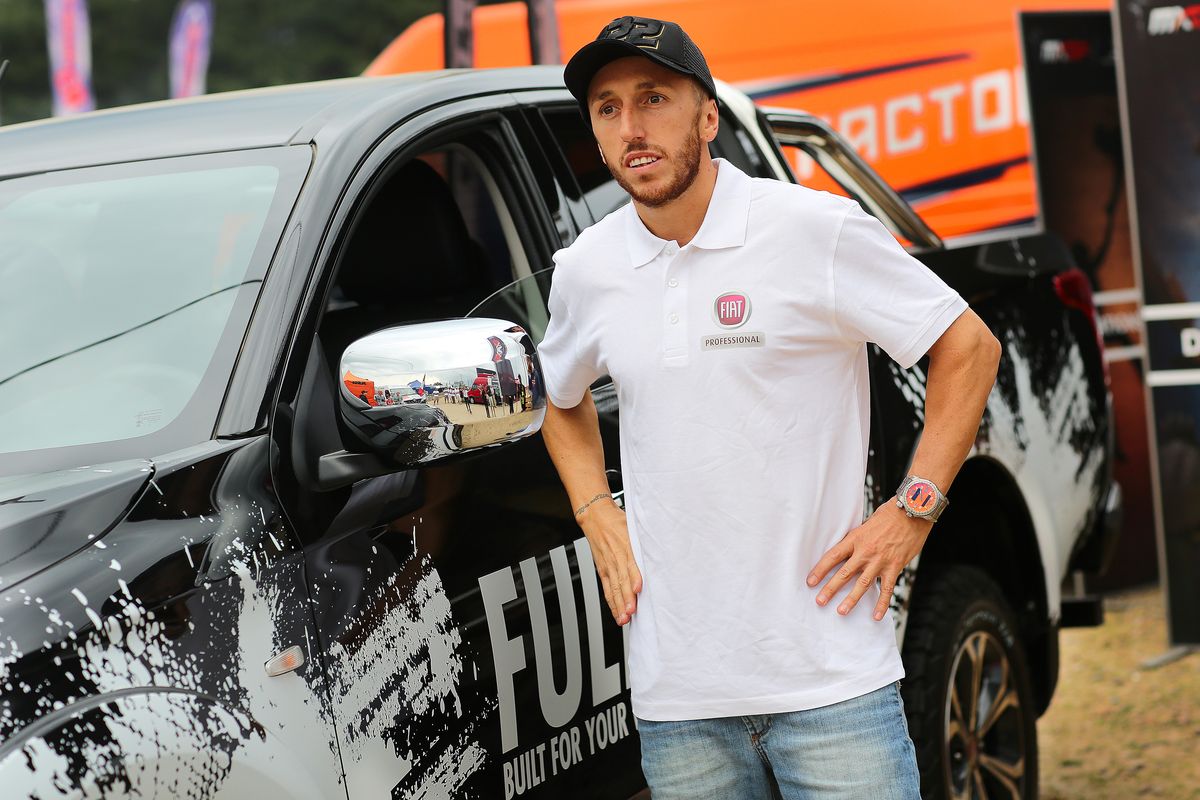 Antonio „Tony“ Cairoli (8-facher Weltmeister) besucht den Fiat-Professional-Stand auf der IAA in Hannover
