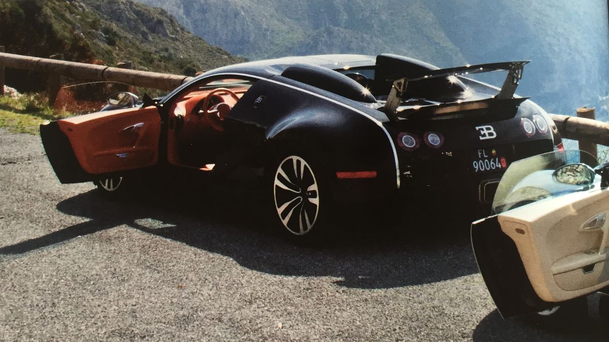 Bugatti Veyron 16.4 Sang Noir