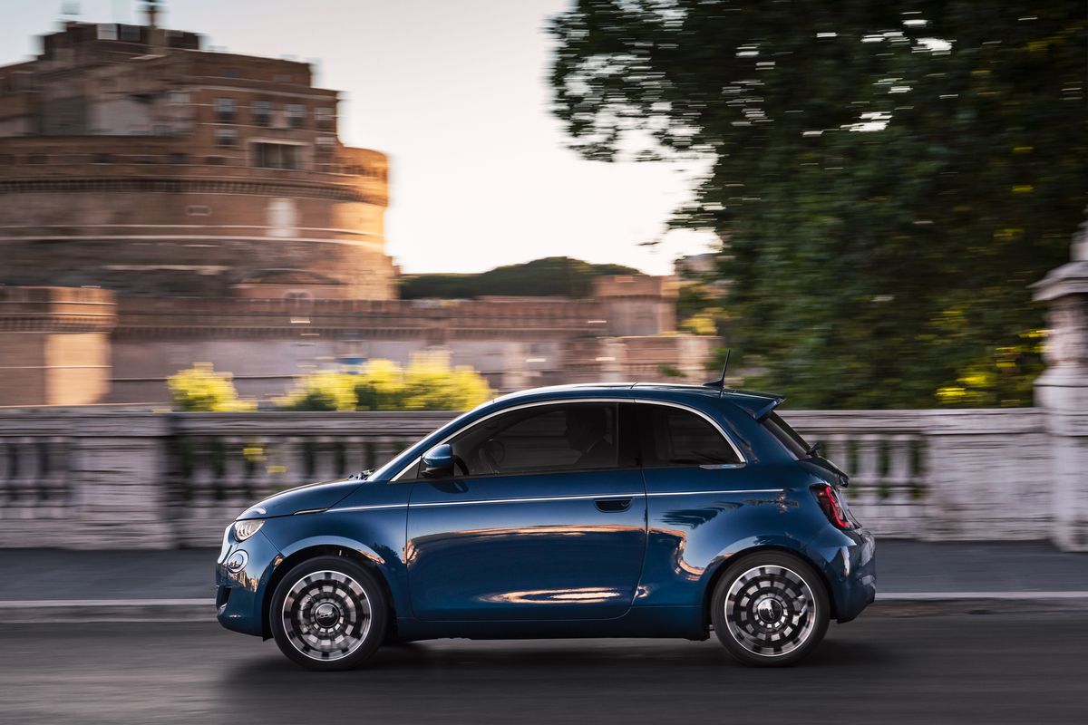 Fiat 500 “La Prima“ Limousine