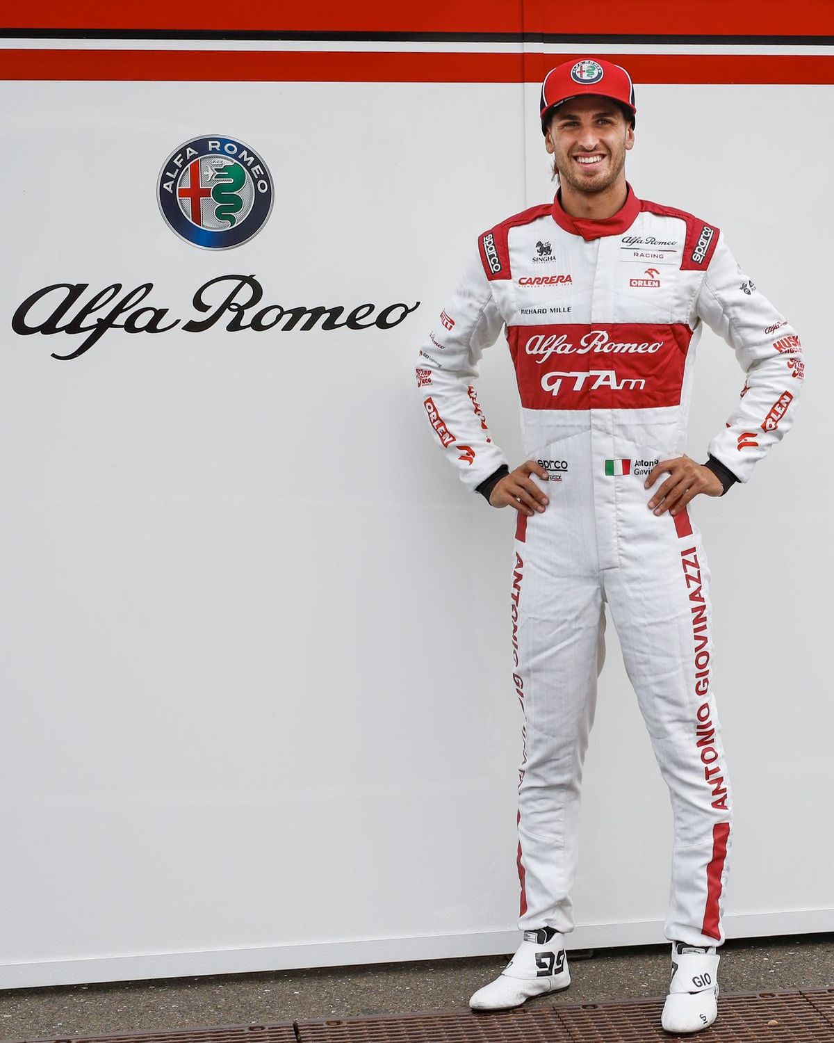 Antonio Giovinazzi trägt GTAm