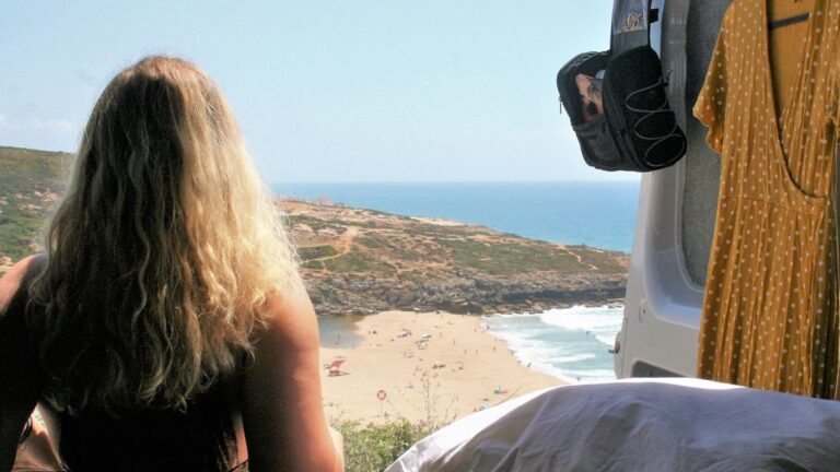 Gelesen: Die schönsten Surfcamps