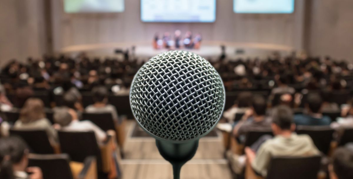 Profis beraten den Nachwuchs beim Einstieg in die PR