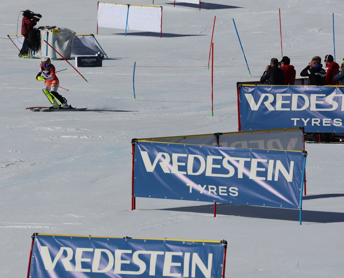 Foto: Das Vredestein-Sponsoring im Ski-Sport.