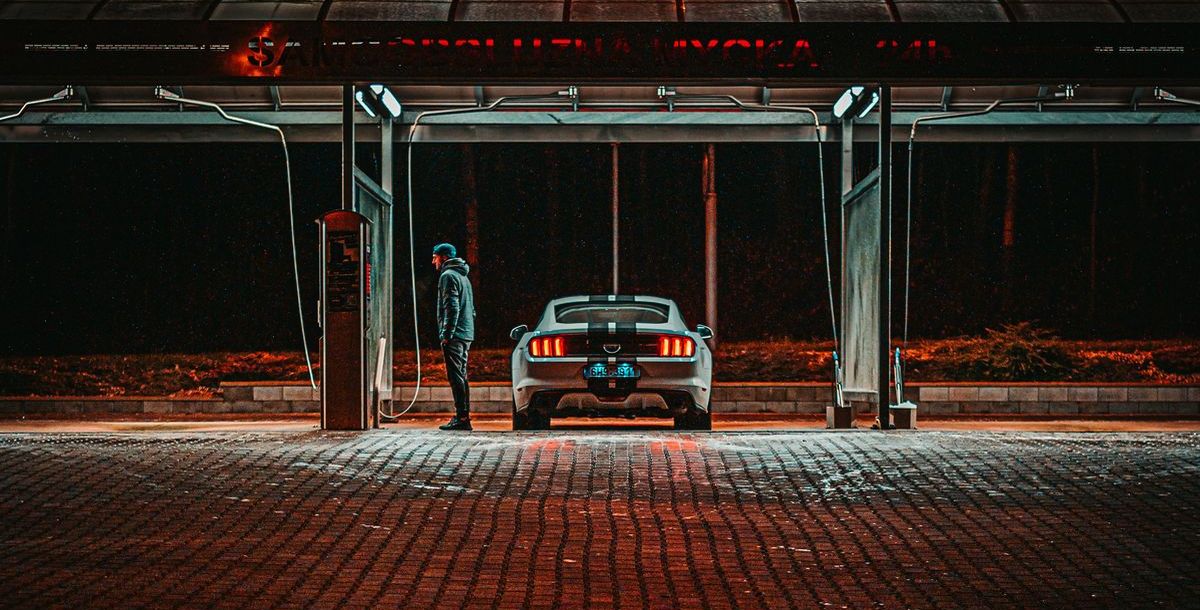 Frühjahrsputz für Ihr Auto - Tipps zur gründlichen Reinigung