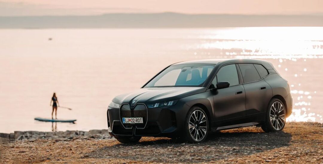 BMW x SipaBoard - Freude am Paddeln