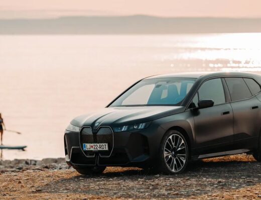 BMW x SipaBoard - Freude am Paddeln