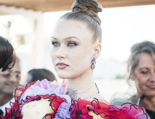 Vanessa Gibert läuft bei Awards in Cannes