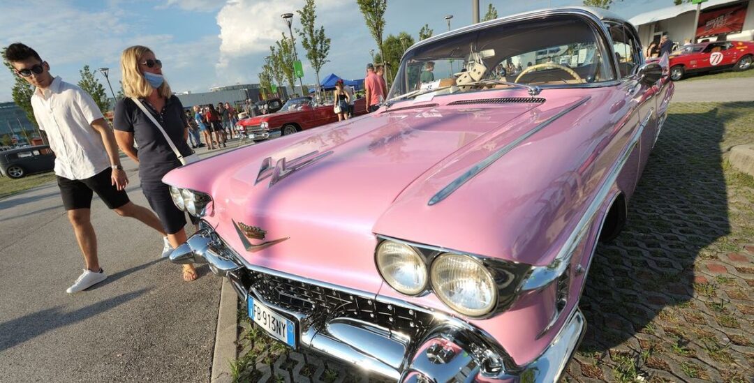 Italiens größtes USA-Autotreffen zieht nach Friaul-Julisch Venetien