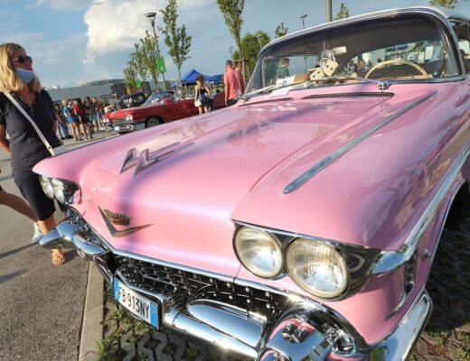 Italiens größtes USA-Autotreffen zieht nach Friaul-Julisch Venetien