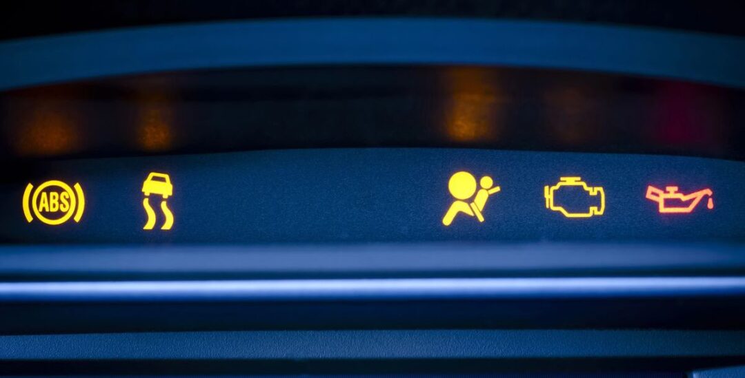 Die Warnleuchten im Autocockpit