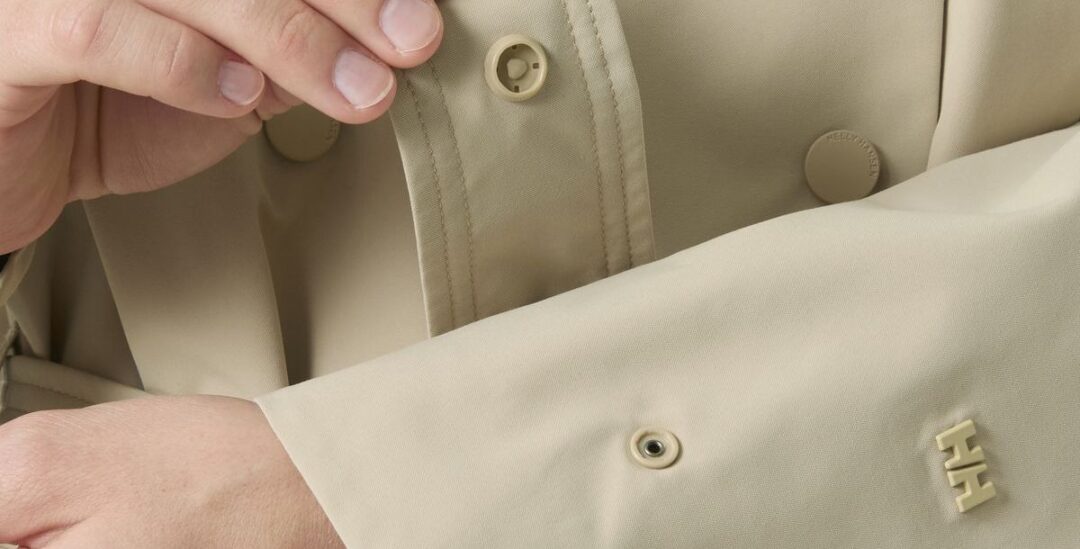 Helly Hansen - der neue Avenue Trenchcoat für Damen