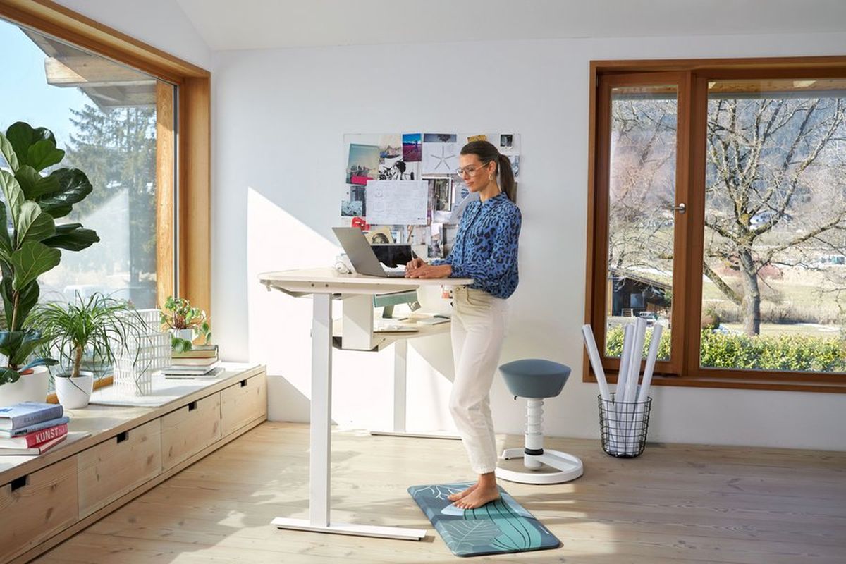 Bewegung am Arbeitsplatz entscheidet über Wohlbefinden und Leistung