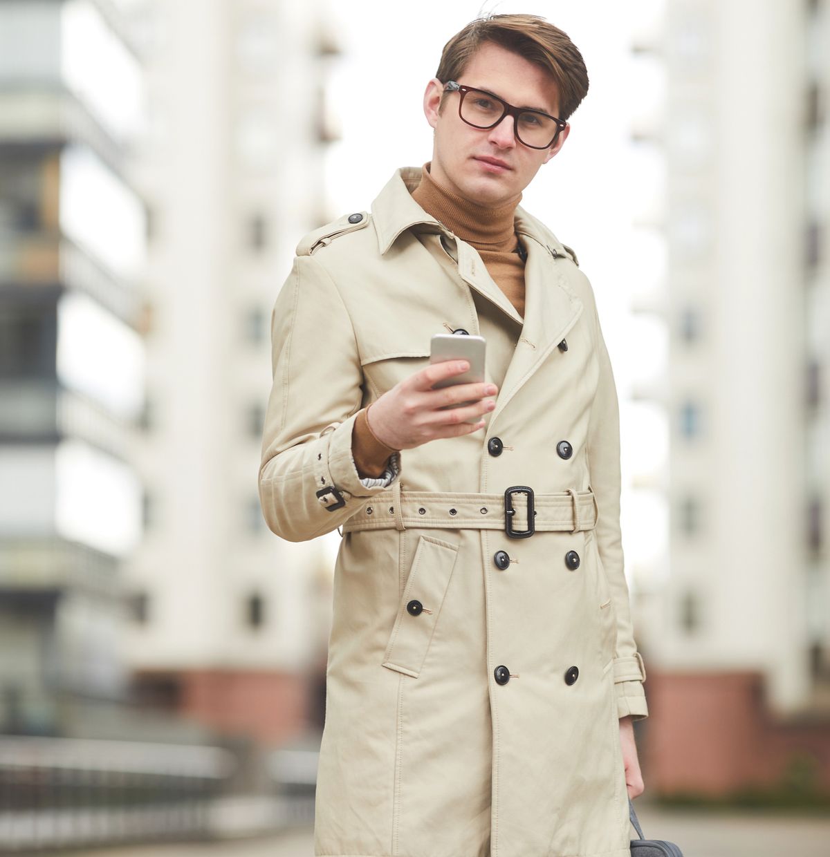 Wieder angesagt - lange Trenchcoats in der Männermode